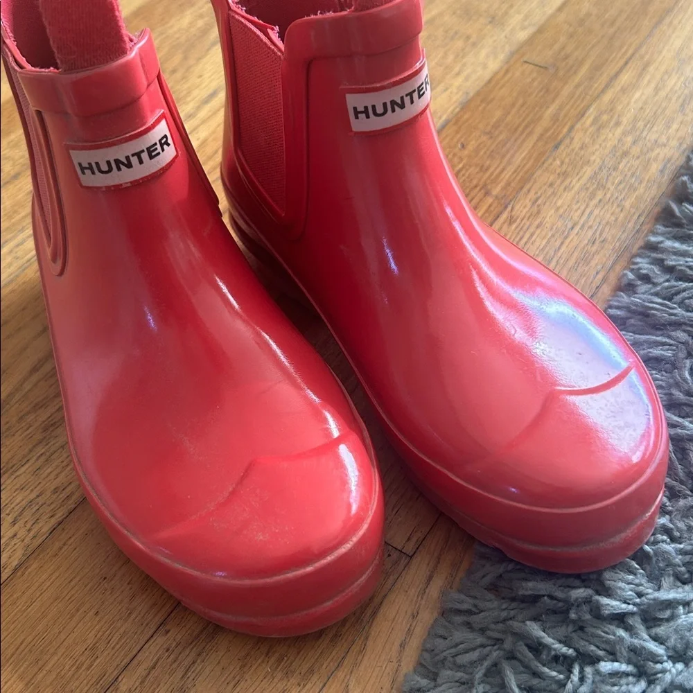 HUNTER Kids Chelsea Pink Red Rain Boots